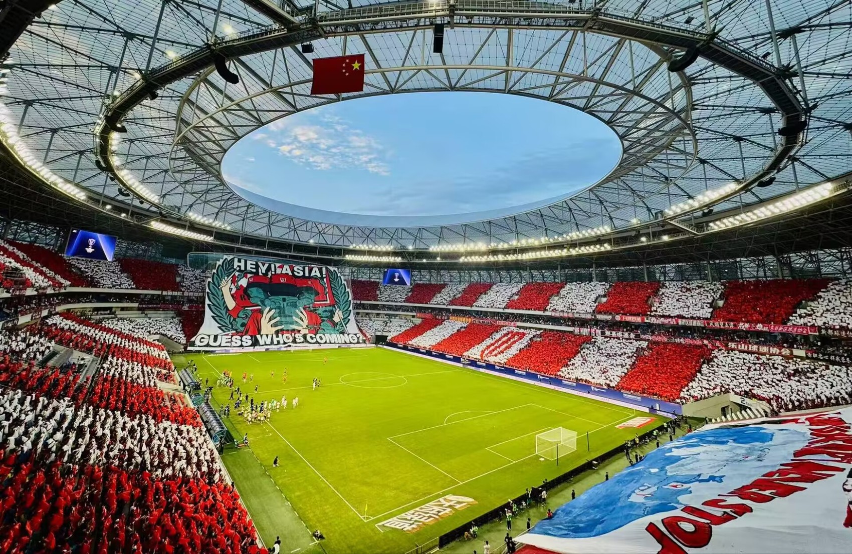 上港主场不敌对手，亚冠征程陷入泥潭