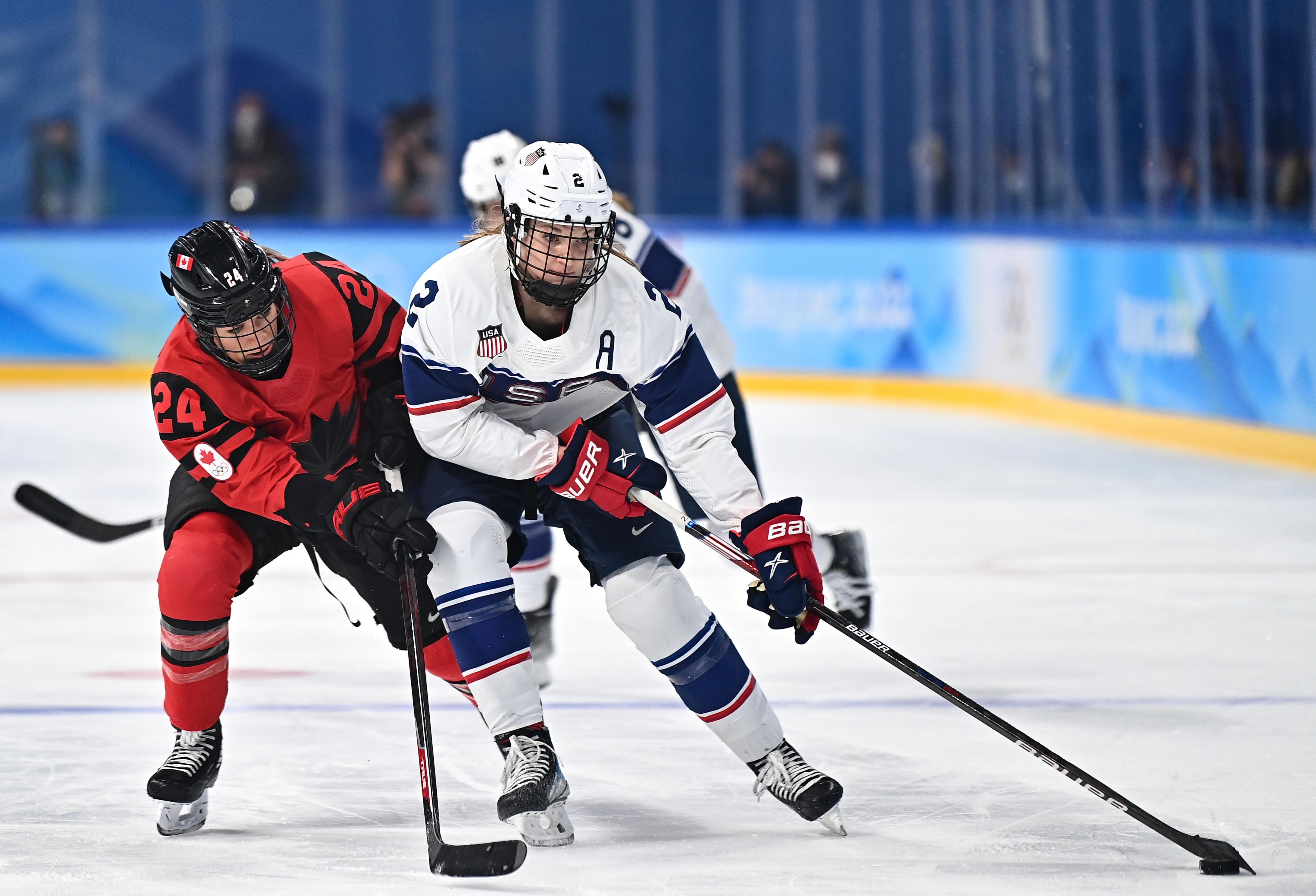 南非冰球队以强大气势压倒对手