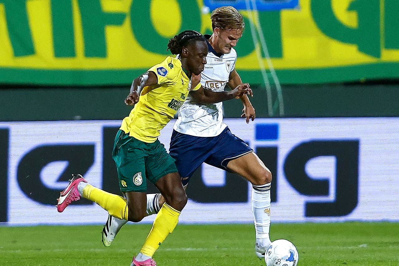 谢菲联主帅调整战术准备下轮的简单介绍