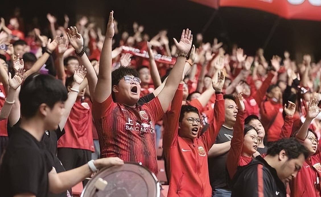 上海上港连续击败对手，展现球队强大实力的简单介绍