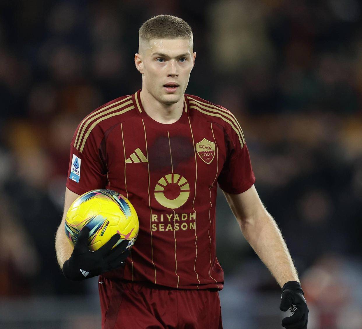 九游体育官网-AC米兰压哨进球，绝杀对手