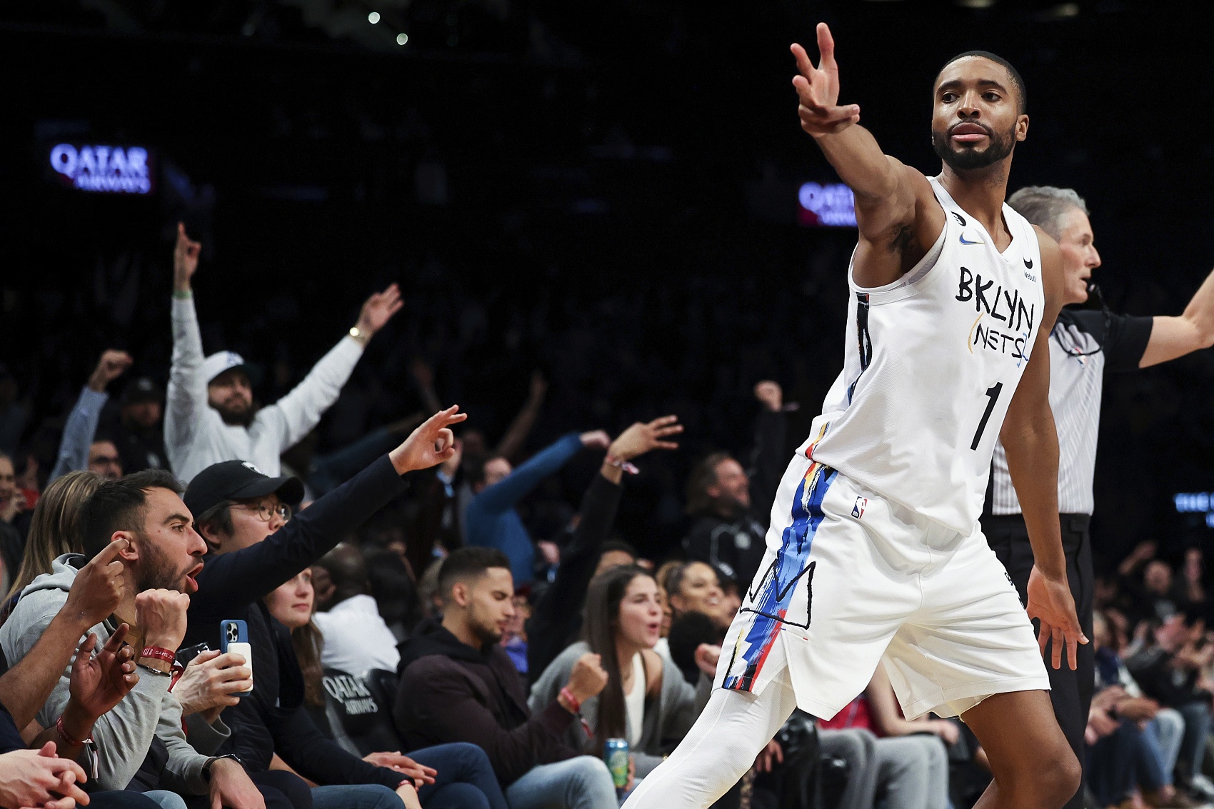 「公牛击败篮网，实力逐渐崭露头角」