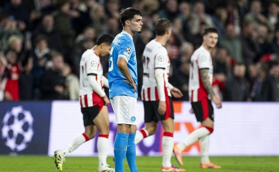 关于那不勒斯主场失利，近期状态不佳的信息