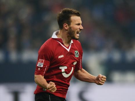 汉诺威客场逆转,反超对手争取积分 汉诺威客场逆转,反超对手争取积分