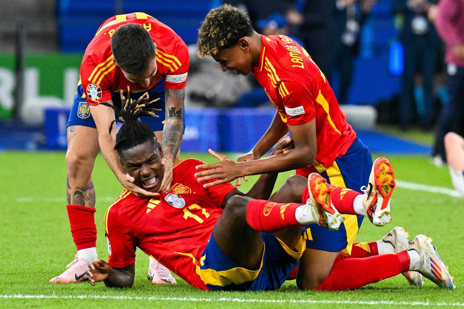 西班牙队夺冠前景大好,势不可挡的简单介绍 西班牙队夺冠前景大好,势不可挡的简单介绍