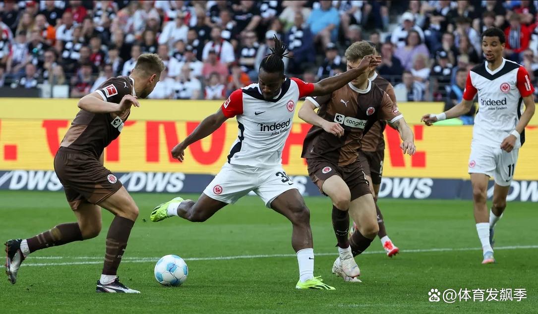 包含弗赖堡球员磨练意志,为保级而战的词条 包含弗赖堡球员磨练意志,为保级而战的词条