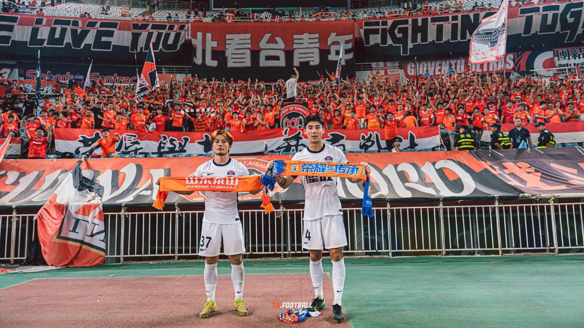 九游体育app下载-国内外球队实力逐渐增强稳健